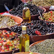 Bountiful Olives at Pezenas market