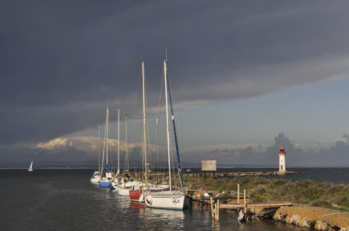 Athos entering the Etang de Thau from the Canal du Midi
